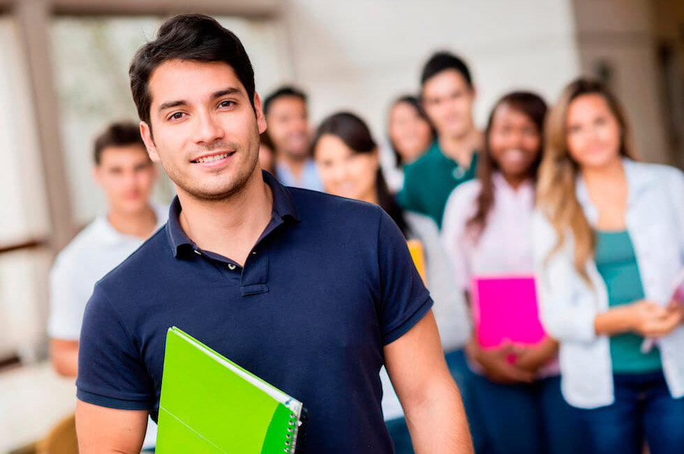 Mentees mingling at HGWISE Mentoring Awards 2018. Photo by Elena Lourtaeva.